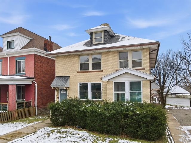 222-224 Alice St, Mt Oliver, PA 15210