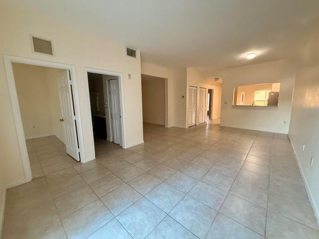 5961 Forest Hill Boulevard 101, West Palm Beach, FL 33415