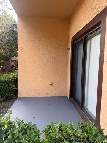 5961 Forest Hill Boulevard 101, West Palm Beach, FL 33415