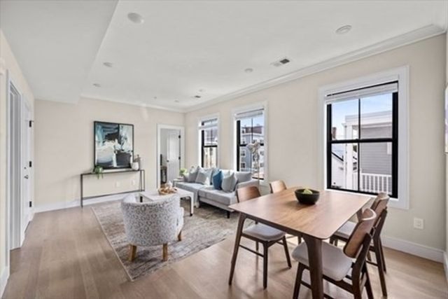303 Maverick ph4, Boston, MA 02128