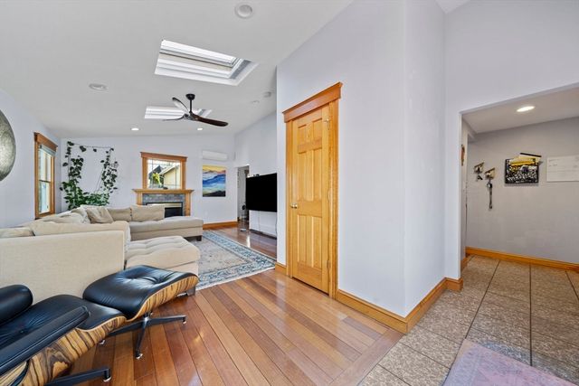 83 Wilson Ave, Weymouth, MA 02188