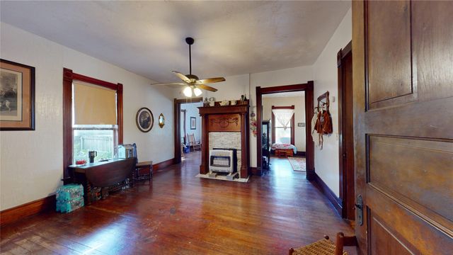 618 W Chestnut Street, Denison, TX 75020