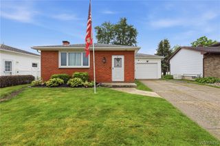 87 Bronx Drive, Cheektowaga, NY 14227