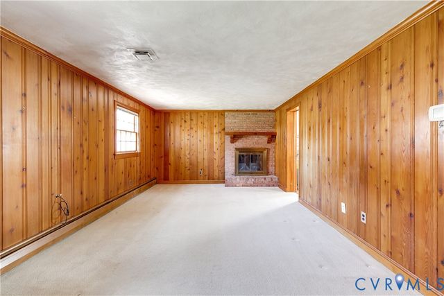 9407 Claymont Dr, Henrico, VA 23229