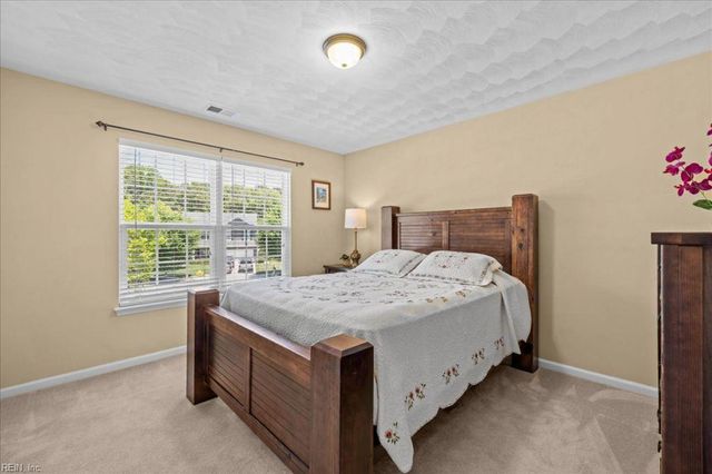 1001 Sedona CIR, Virginia Beach, VA 23456