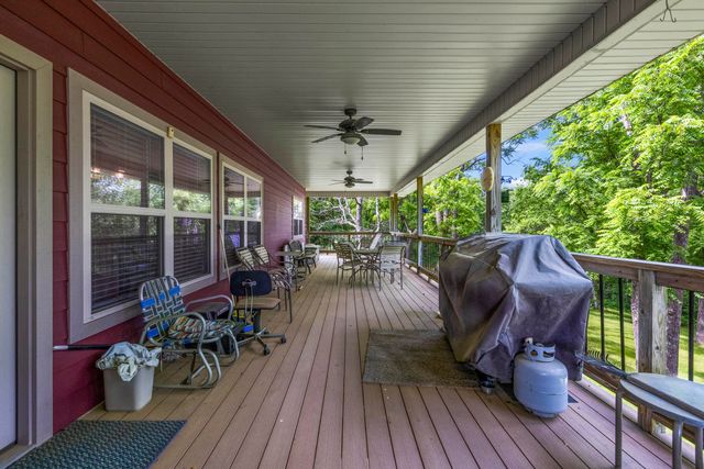728 Haugwood Ranch Road, Galena, MO 65656