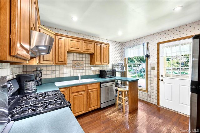 35 Biltmore Drive, Mastic Beach, NY 11951