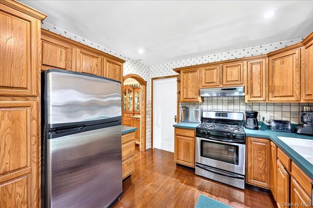 35 Biltmore Drive, Mastic Beach, NY 11951
