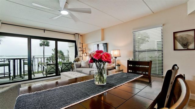 111 10TH STREET S 111, Bradenton Beach, FL 34217
