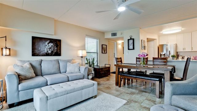 111 10TH STREET S 111, Bradenton Beach, FL 34217