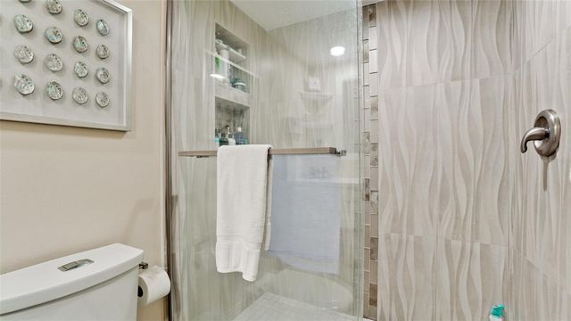 111 10TH STREET S 111, Bradenton Beach, FL 34217
