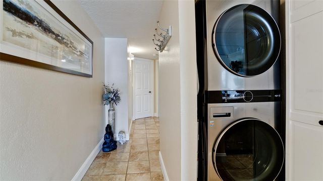 111 10TH STREET S 111, Bradenton Beach, FL 34217