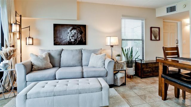 111 10TH STREET S 111, Bradenton Beach, FL 34217