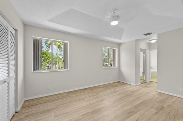 2641 Regalia Way, Cooper City, FL 33026