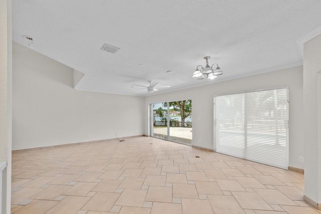 2641 Regalia Way, Cooper City, FL 33026