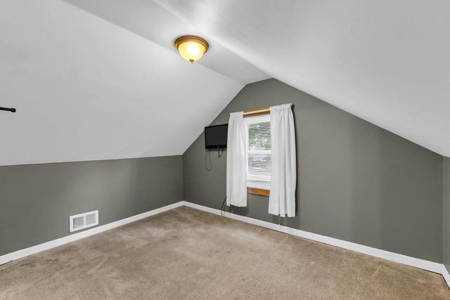 7557 Shorewood DRIVE, Salem, WI 53168