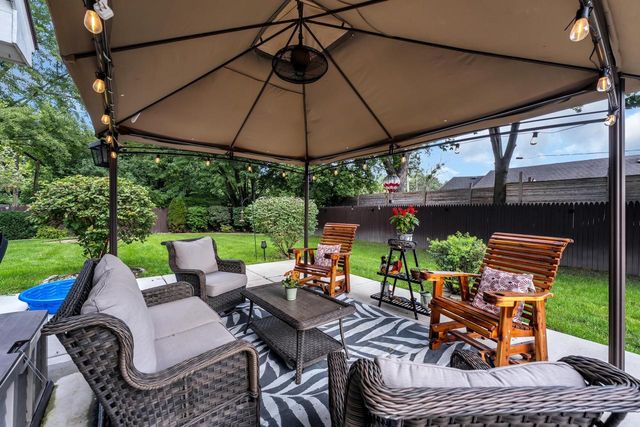 7557 Shorewood DRIVE, Salem, WI 53168