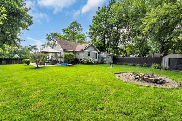 7557 Shorewood DRIVE, Salem, WI 53168