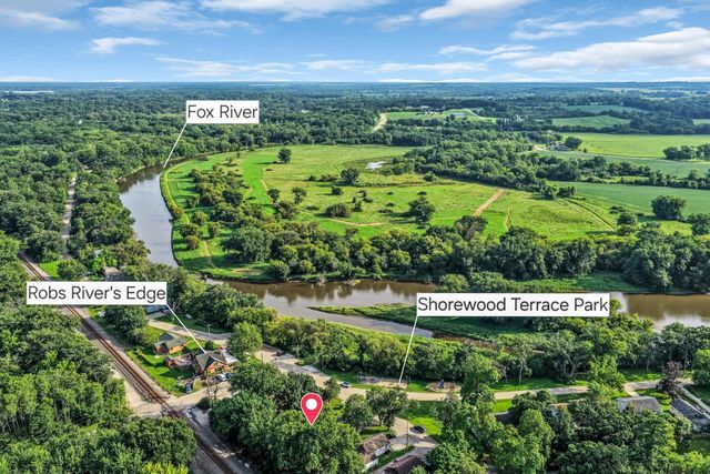 7557 Shorewood DRIVE, Salem, WI 53168