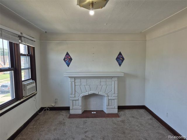 7917 Theisen Street 2, Dearborn, MI 48126