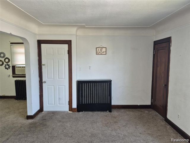 7917 Theisen Street 2, Dearborn, MI 48126