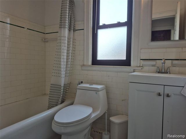 7917 Theisen Street 2, Dearborn, MI 48126