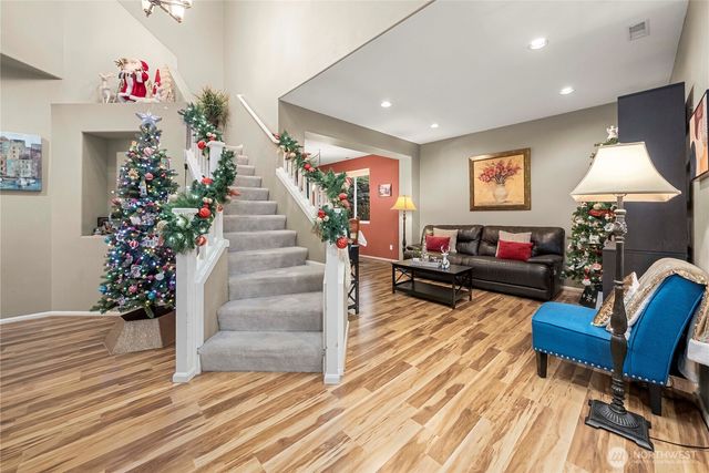 6718 Montevista Drive SE, Auburn, WA 98092