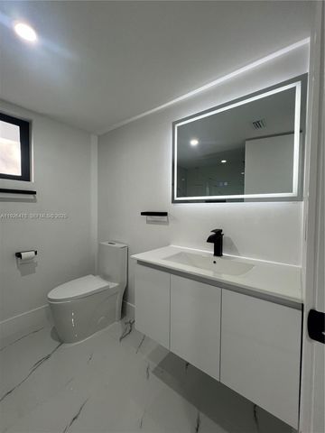 20610 NE 7th Ct, Miami, FL 33179