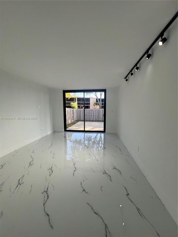 20610 NE 7th Ct, Miami, FL 33179