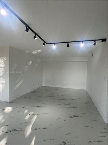 20610 NE 7th Ct, Miami, FL 33179