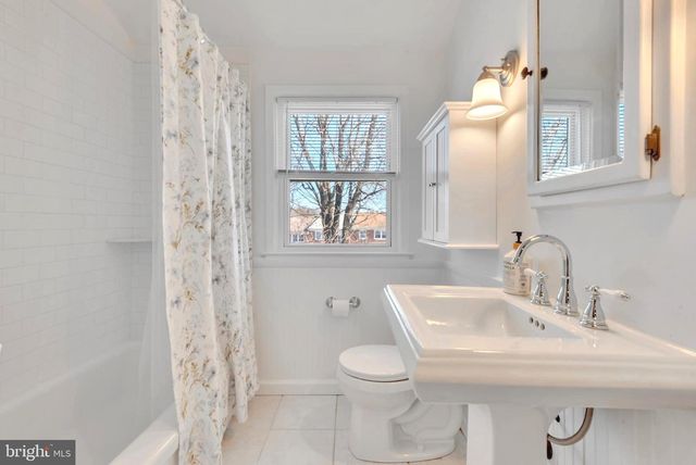 2113 PITNEY RD, Baltimore, MD 21234