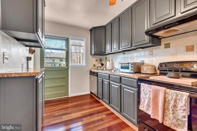 2113 PITNEY RD, Baltimore, MD 21234