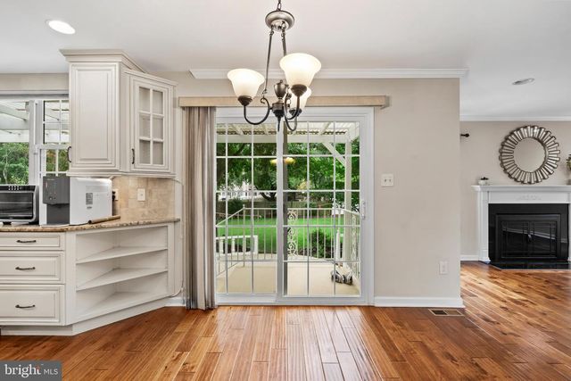 107 RENAISSANCE DR, Cherry Hill, NJ 08003