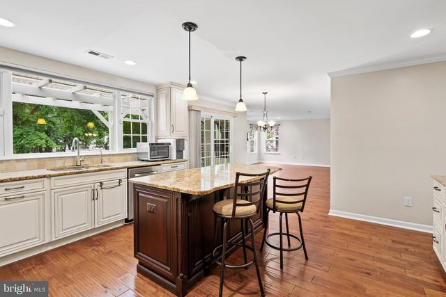 107 RENAISSANCE DR, Cherry Hill, NJ 08003