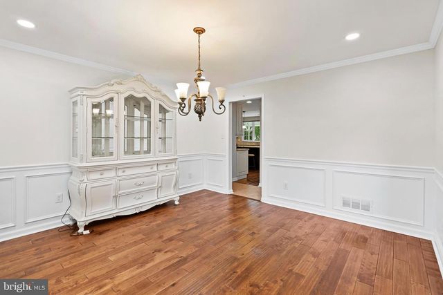 107 RENAISSANCE DR, Cherry Hill, NJ 08003