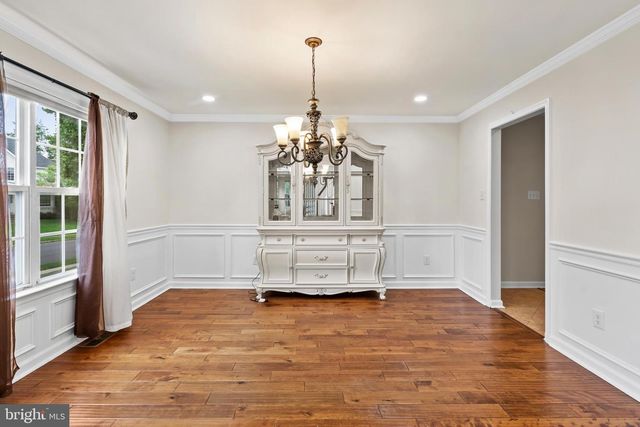 107 RENAISSANCE DR, Cherry Hill, NJ 08003