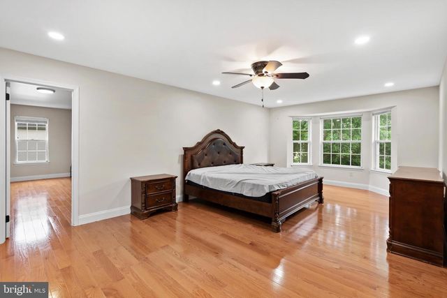 107 RENAISSANCE DR, Cherry Hill, NJ 08003