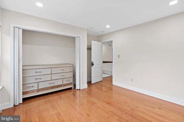 107 RENAISSANCE DR, Cherry Hill, NJ 08003