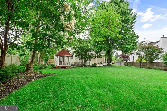 107 RENAISSANCE DR, Cherry Hill, NJ 08003