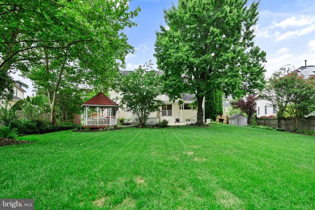 107 RENAISSANCE DR, Cherry Hill, NJ 08003