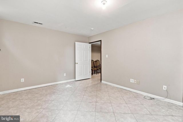107 RENAISSANCE DR, Cherry Hill, NJ 08003