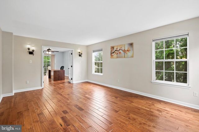107 RENAISSANCE DR, Cherry Hill, NJ 08003