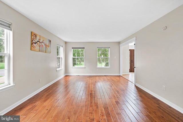 107 RENAISSANCE DR, Cherry Hill, NJ 08003