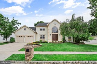 107 RENAISSANCE DR, Cherry Hill, NJ 08003