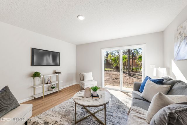 4355 LONGMIRE Road, Middleburg, FL 32068