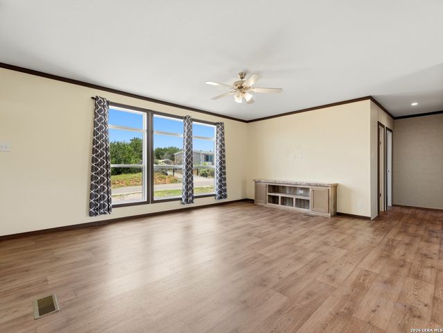 504 PRIVATE ROAD 1523, Bandera, TX 78003