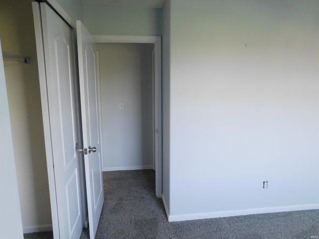 3942 Shepherds Run, Jeffersonville, IN 47130