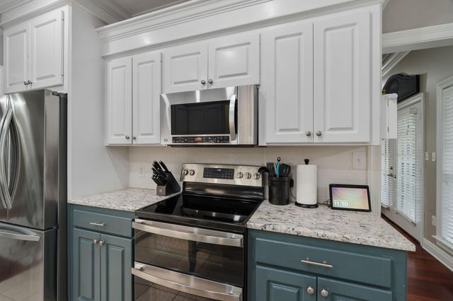 10 Denstone, Hattiesburg, MS 39402