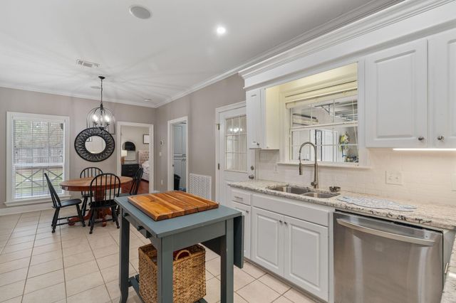 10 Denstone, Hattiesburg, MS 39402