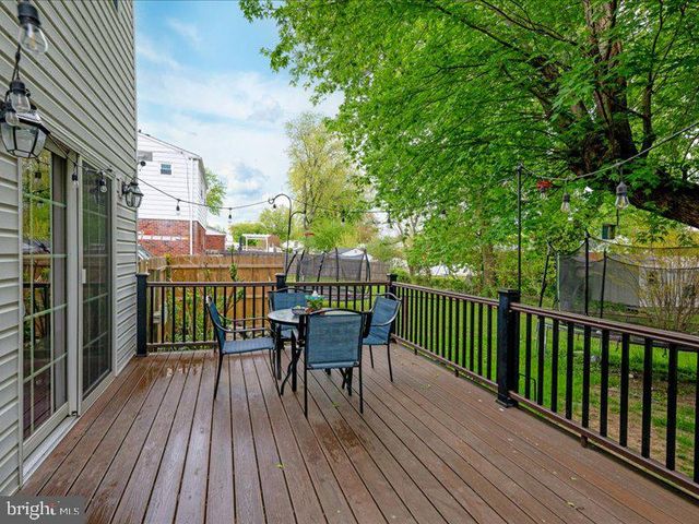 744 W 11TH ST, New Castle, DE 19720